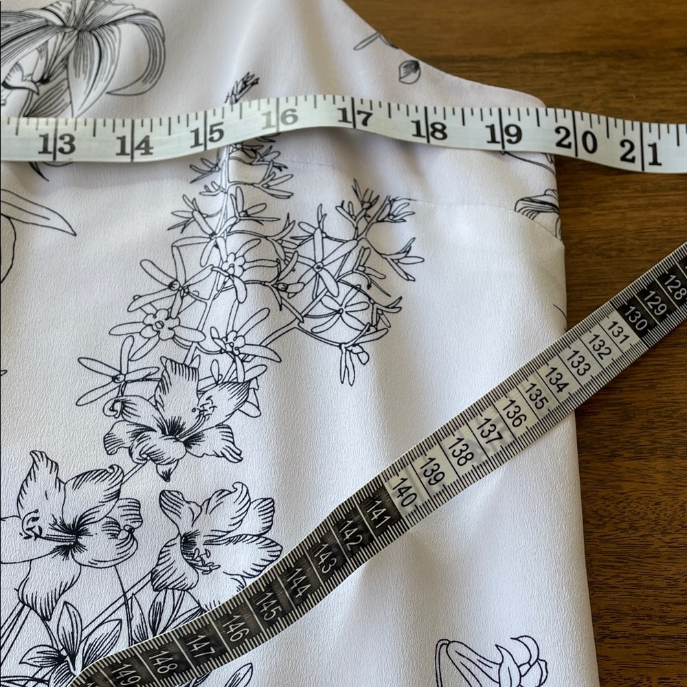 Banana Republic Black and White Floral Mini Dress - Picture 4 of 5
